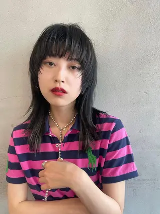 セミロング 柏 ウルフ/レイヤー 田中佐和🐺のヘアスタイル