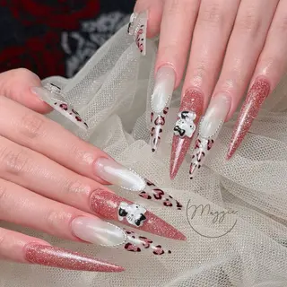 ネイル Maggie Nail🦩のネイルデザイン