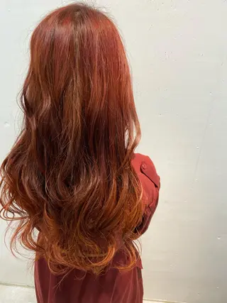 ロング カラー AILEE所属・ウルフカット レイヤーカット上柿のヘアスタイル