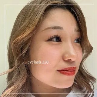 マツエク・マツパ kurogi nanakaのネイルデザイン