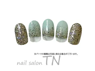 ネイル 中島 実穂のネイルデザイン