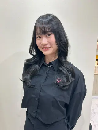 ロング カラー ワンホン×髪質改善 つのーか🩶‪🫧のヘアスタイル