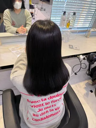 ロング カラー 韓国風グレージュ 🤍たくみ🤍のヘアスタイル