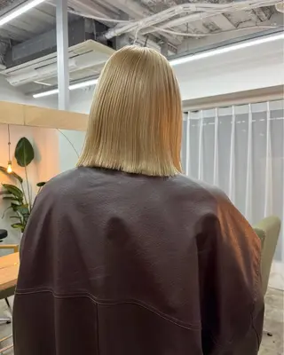 ミディアム カラー ハイトーン/心斎橋/ honomiのヘアスタイル