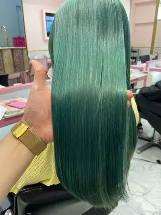 ミディアム カラー ☘️ブリーチ/ハイト ーン/レイヤー/のヘアスタイル