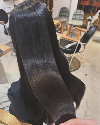 ロング ラフィスヘアー シン 大分店所属・ラフィスヘアー 大分店のヘアスタイル