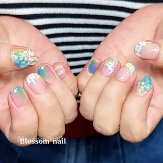 ネイル Blossom  nail所属・A yuのネイルデザイン
