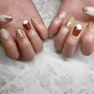 ネイル essence所属・pétit maakoのネイルデザイン