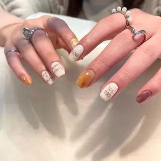 ネイル 新井 ひなののネイルデザイン