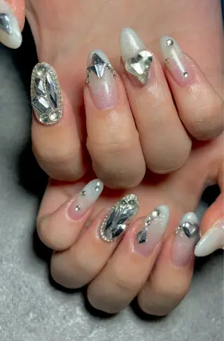 ネイル Liennail 持込デザインやり放題のネイルデザイン