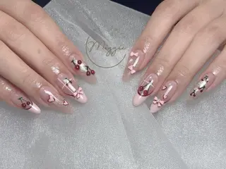 ネイル Maggie Nail🦩のネイルデザイン
