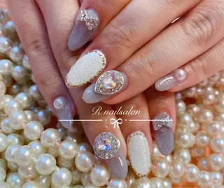 ロング R NAILSALONのネイルデザイン