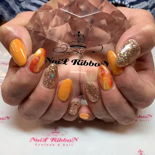 ネイル ネイルリボン 受付スタッフのネイルデザイン