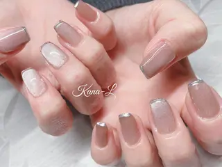 ネイル 芦辺 香奈のネイルデザイン