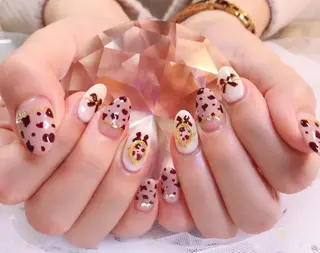 カラー ネイル Q Free nailsのネイルデザイン