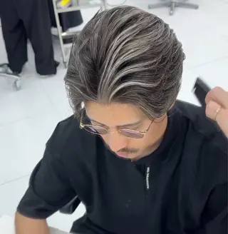 メンズ 白髪ぼかし/白髪 メッシュ/ゆうとのヘアスタイル