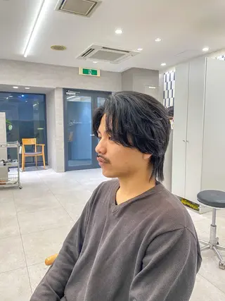 ショート パーマ メンズ 谷口 悠生のヘアスタイル