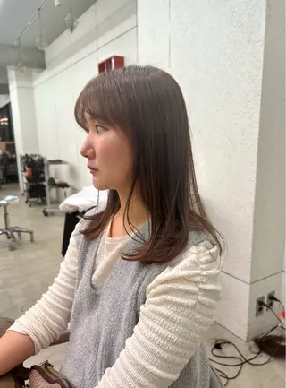 セミロング ケアブリーチ/ ハイトーン/牧野のヘアスタイル