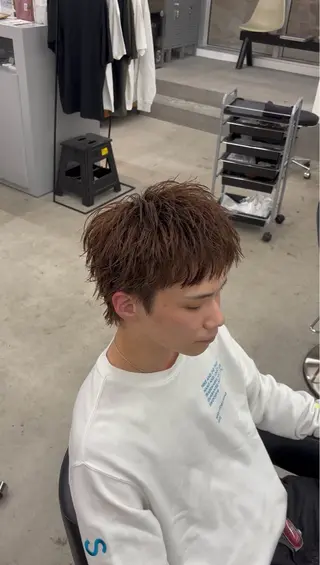 ショート なりたひろと / メンズパーマのヘアスタイル