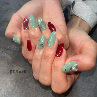 ネイル F.T.S nailのネイルデザイン