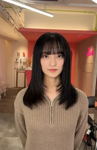 ミディアム 山崎/ボブ縮毛矯正 レイヤー髪質改善のヘアスタイル