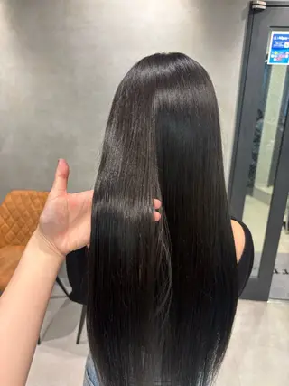 カラー うる艶カラー✨️ 耳ツボ💠mamiのヘアスタイル