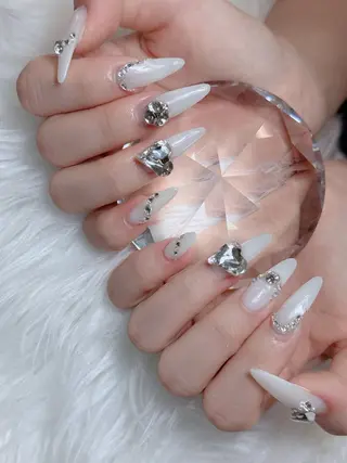 ネイル Lumi Nailのネイルデザイン