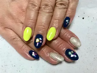 ネイル nico.nico.mark NAIL所属・小林 梓のエステ・リラクイメージ