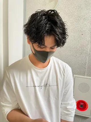 メンズ 🤎ベージュカラー 🐶メンズパーマのヘアスタイル