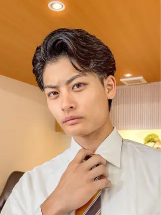 ショート パーマ 【メンズ縮毛矯正】 FILMS  軍司のヘアスタイル