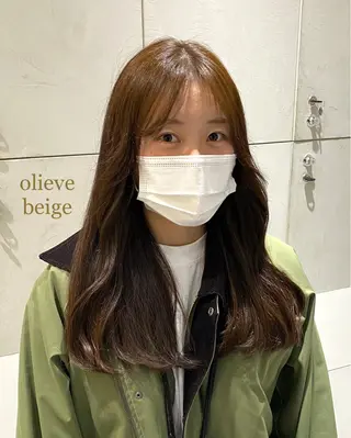 ロング カラー 艶感/ナチュラル 🩵amiのヘアスタイル