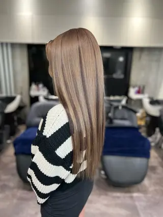 ロング カラー 【elyts】 COCOROのヘアスタイル