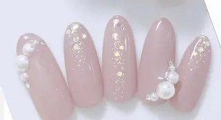 ネイル ゲン レイカのネイルデザイン