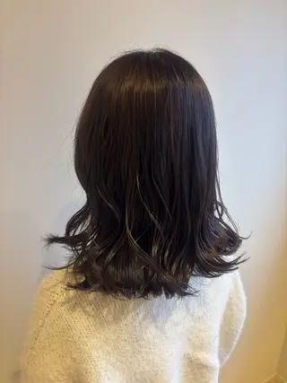 ミディアム カラー ann EYES 深井店所属・颯花 そはるのヘアスタイル