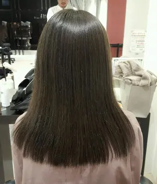 ミディアム カラー 秋山 幸太のヘアスタイル