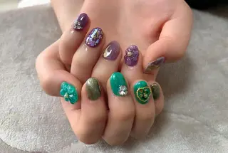 ネイル t. yoshizawaのネイルデザイン