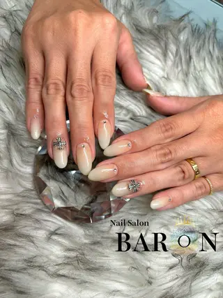 ネイル ネイリスト MOMOKAのネイルデザイン