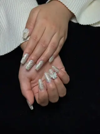 ネイル パラジェル＆フィルイン専門店 joynow【ジョイナウ】所属・ネイリスト ミクのネイルデザイン