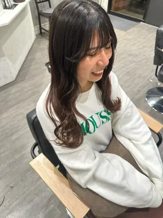 ロング 艶髪レイヤー上田 紗也🇰🇷💗のヘアスタイル