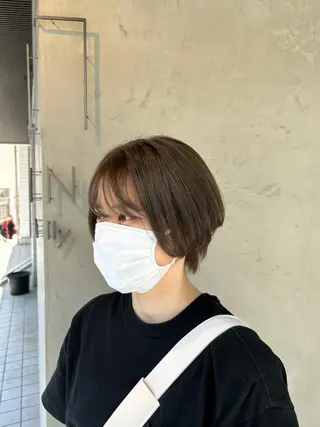 ショート カラー Lilly所属・成田 智彩のヘアスタイル
