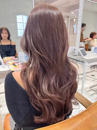 ロング レイヤーカット ✨️進藤ひかりのヘアスタイル