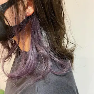 ロング カラー ノイシキ サキのヘアスタイル