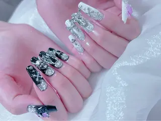 ネイル ネイルサロンエクラ 🫧Shizukaのネイルデザイン