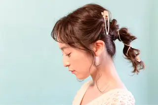 セミロング カラー ヘアアレンジ GLROW haruhiのヘアスタイル