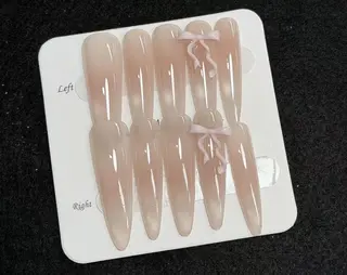 ネイル メイ 💅のネイルデザイン