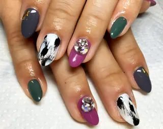 ネイル Li'leaNail AINAのネイルデザイン