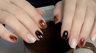 ネイル VIVIAN エイのネイルデザイン