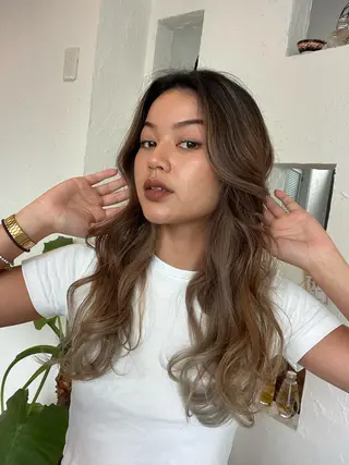 ロング カラー 🌸小掛🌸 豊橋外国人風カラーのヘアスタイル