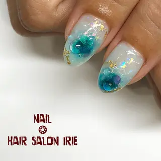 ネイル Hair salon Irie所属・與儀 知佳のネイルデザイン