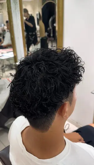 メンズ SALOWIN渋谷caldo店B1所属・岐津公太 メンズ縮毛矯正のプロのヘアスタイル